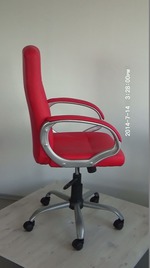 качественни червени офис столове